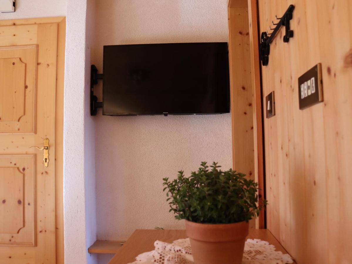 Apartamento Portnerhof Auf Oberkirn Scena Exterior foto