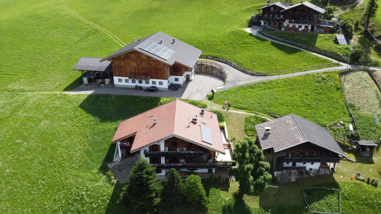 Apartamento Portnerhof Auf Oberkirn Scena Exterior foto